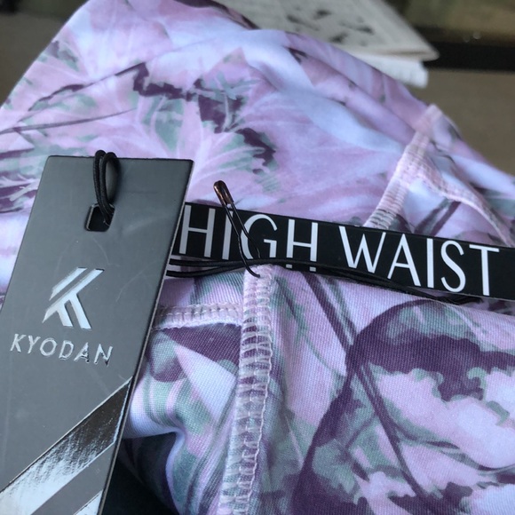 NWT Kyodan print high waist leggings - Picture 14 of 14